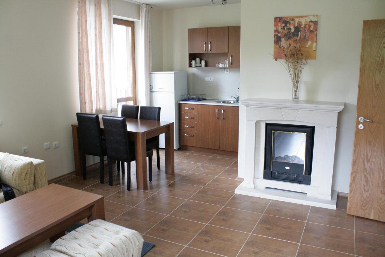 Апартамент В Лъки Спа Комплекс Apartment Pamporovo Bagian luar foto